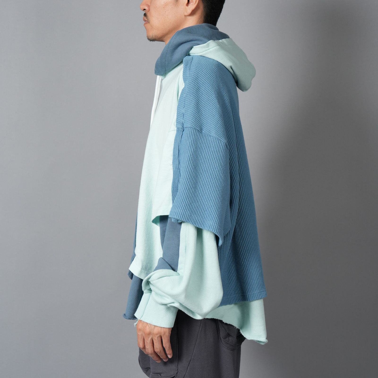 【ラスト1点】LAYERED HOODIE / レイヤードフーディー  (スモークブルー)