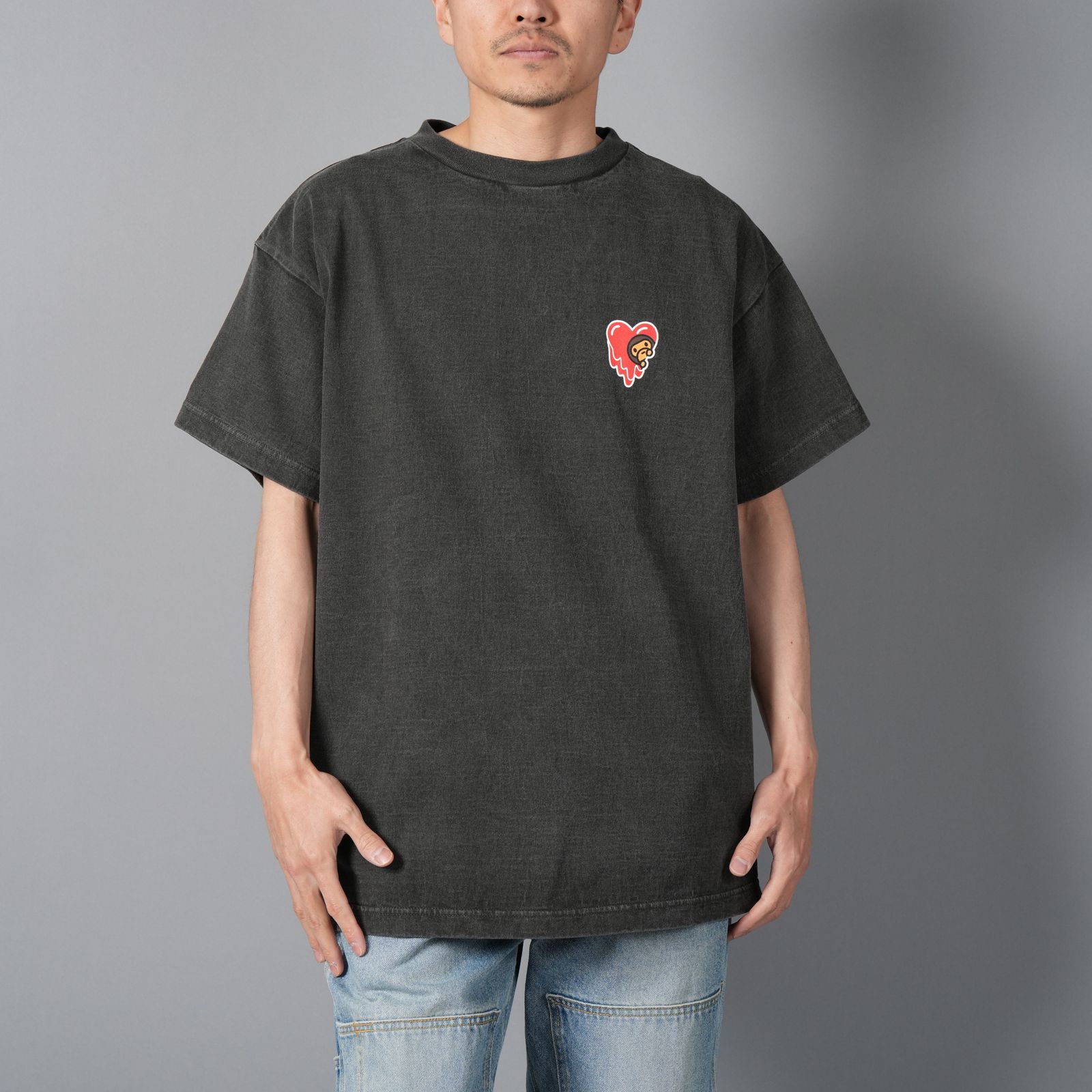 【ラスト1点】【コラボ】EU-HR8-0000-C33 / EU MILO SS TEE/ BLACK / Tシャツ (ブラック)