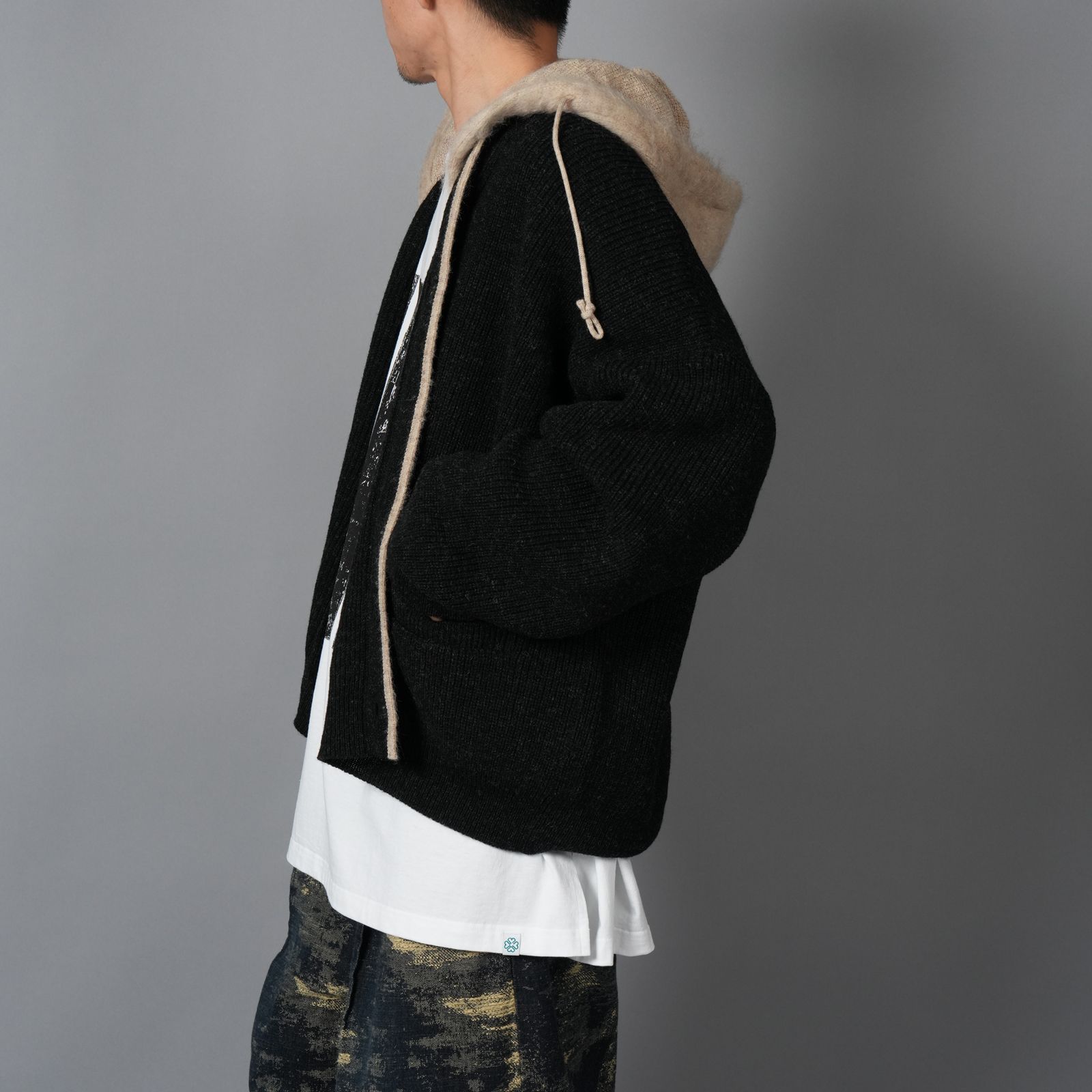 【ラスト1点】HOODED CARDIGAN / フーデッド カーディガン  (ブラック/ベージュ)