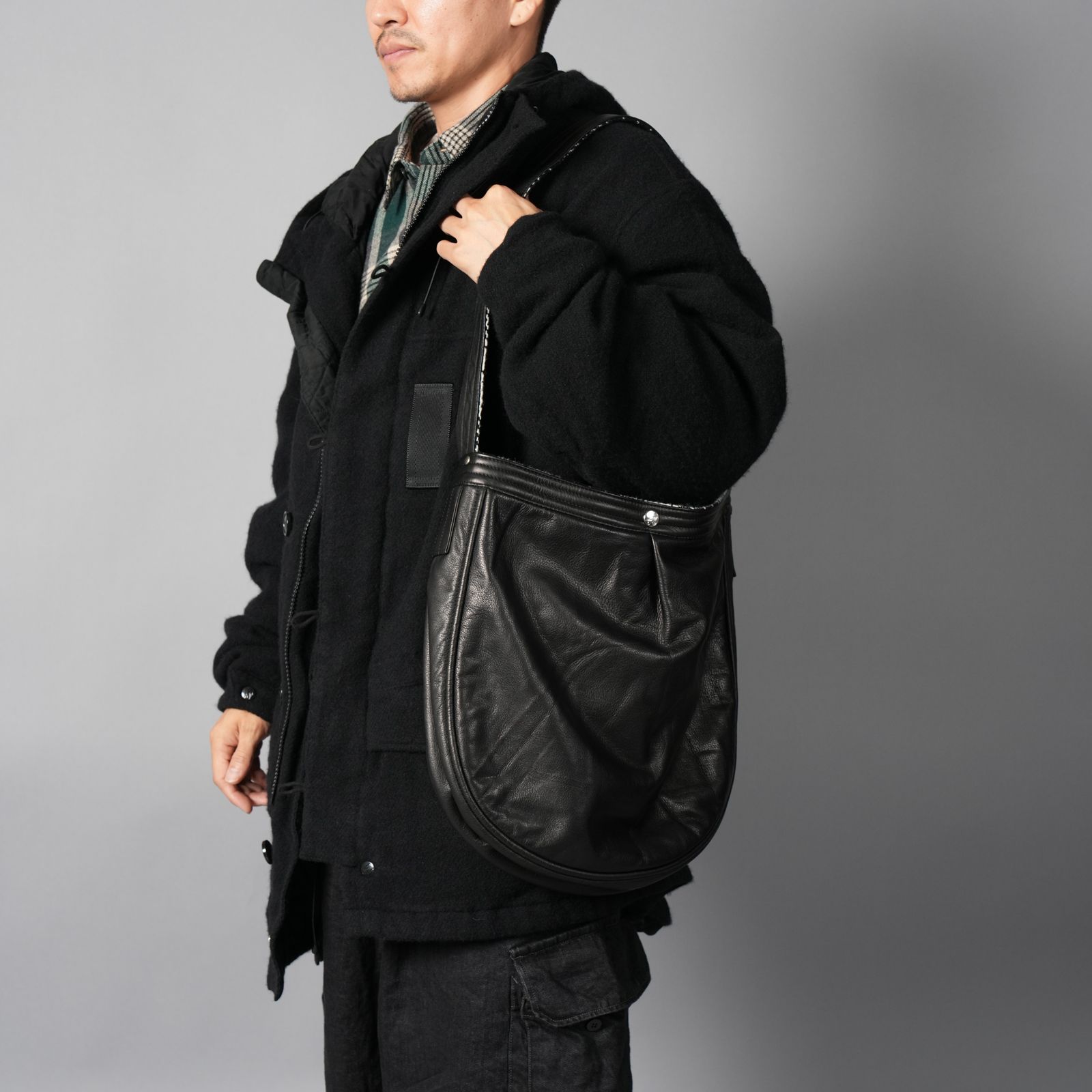 【ラスト1点】Leather Shoulder Bag / レザーショルダーバック [リバーシブル](ブラック)