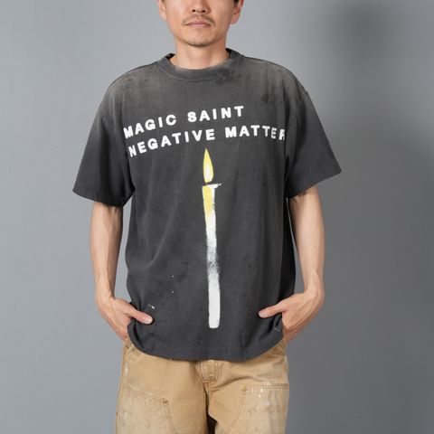 【残りわずか】SM-HR8-0000-008 / SS TEE / CANDLE / BLACK / Tシャツ (ブラック)
