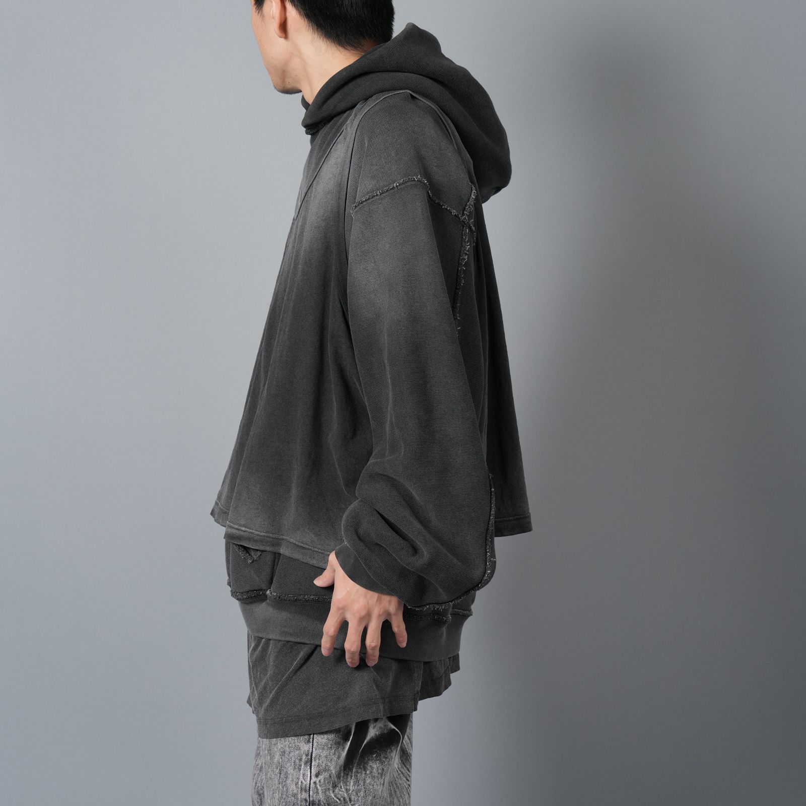 OVERSIZED UNISEX TRIPLE LAYER HOODIE / コットン オーバーサイズ トリプルレイヤー フーディー 【ユニセックス】 (ブラック)
