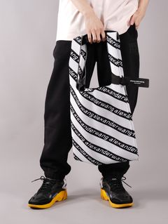 ラスト1点 / Large logo jacquard shopper - ラージ ロゴ ジャガード ショッパー (ホワイト/ブラック)