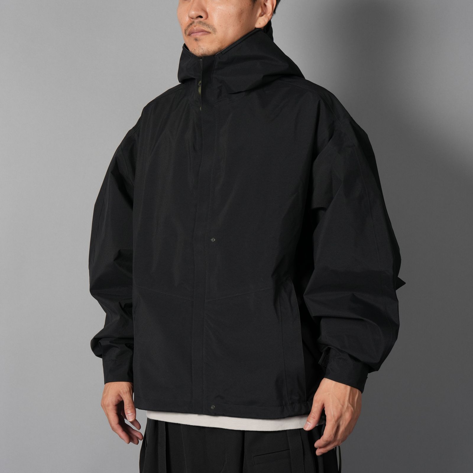J129-GT / 3L Gore-Tex jacket  / ナイロンジャケット[ウルトラワイドフィット][プロシェル](ブラック)