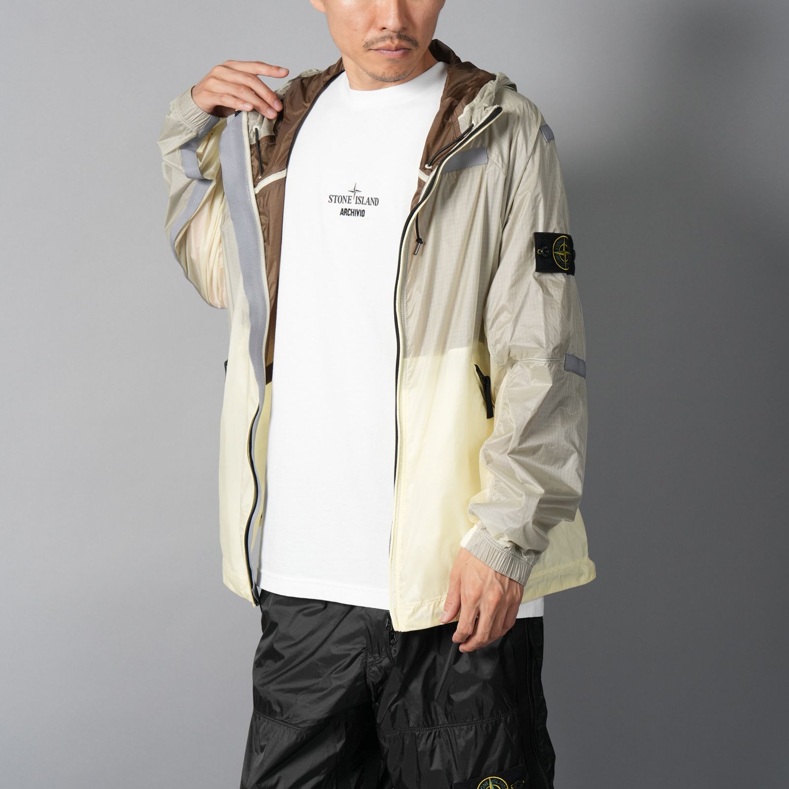希少美品　stone  ナイロンジャケット ma-1水色 極美品☆STONE ISLAND 希少色ブルゾン - メルカリ