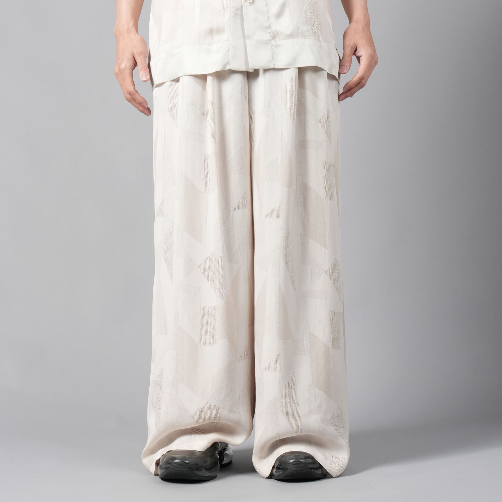 【ラスト1点】RAYON CUPRA TROUSERS / レーヨン キュプラ トラウザーズ (ベージュ)