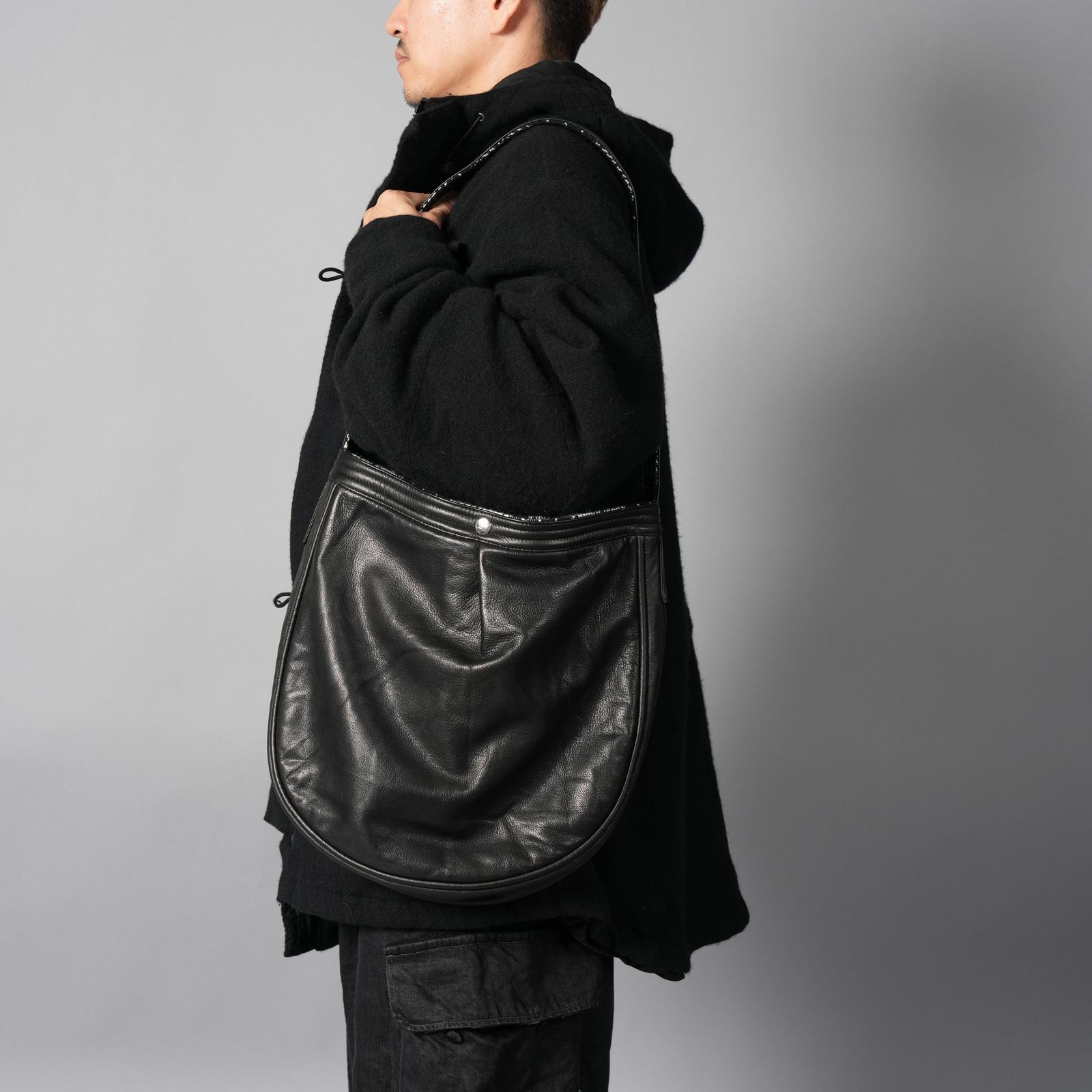 【ラスト1点】Leather Shoulder Bag / レザーショルダーバック [リバーシブル](ブラック)