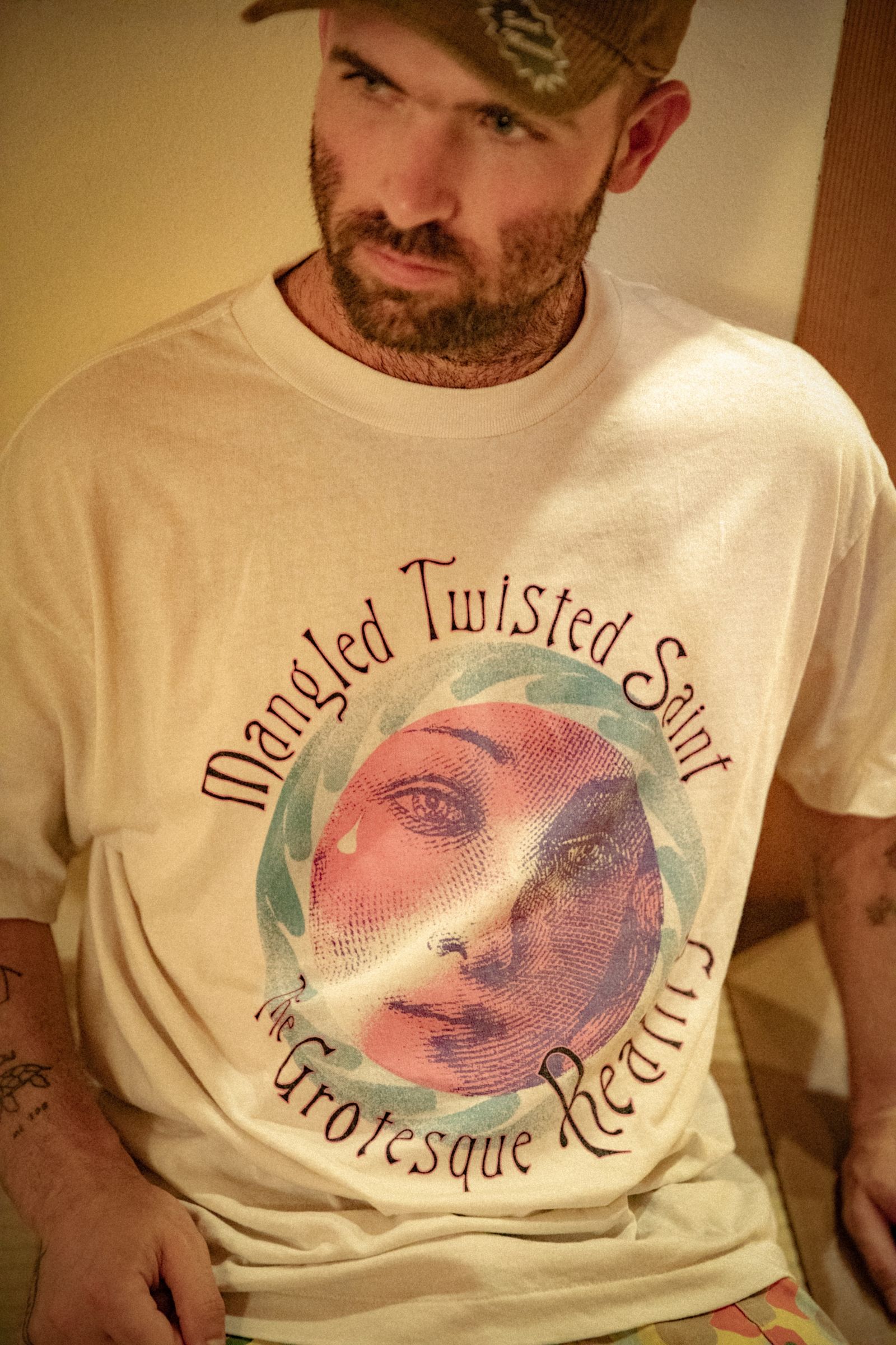 【コラボ】SM-MK8-0000-C09 / SW_SS T-SHIRT / TWISTED SAINT / Tシャツ (ホワイト)
