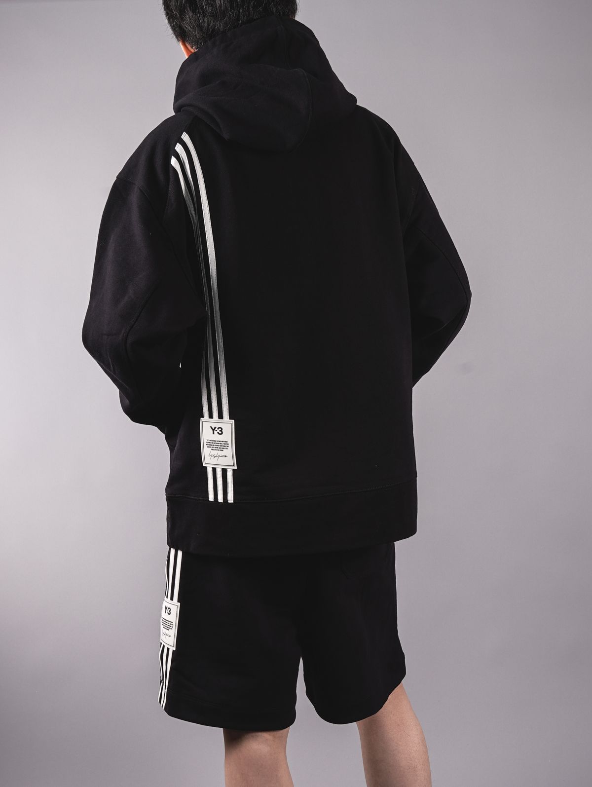 今シーズンのY-3は迷わず
