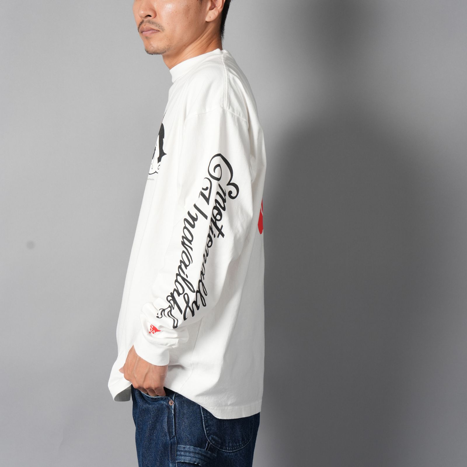 【コラボ】EU-MK1-0000-C10 / EU AB FAVE LS TEE  / BLACK / ロンT・カットソー (ホワイト)