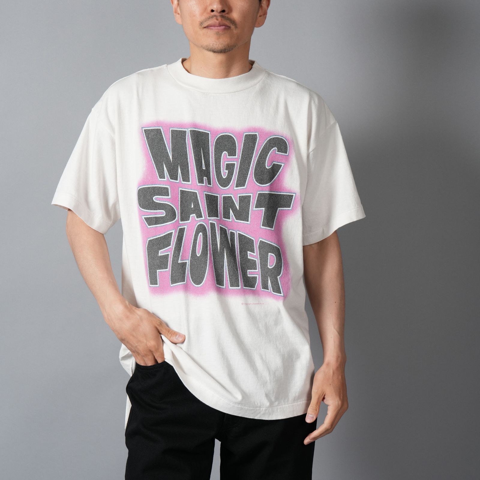 【ラスト1点】SM-MK8-0000-010 / SS T-SHIRT / MAGIC SAINT / WHITE / Tシャツ (ホワイト)