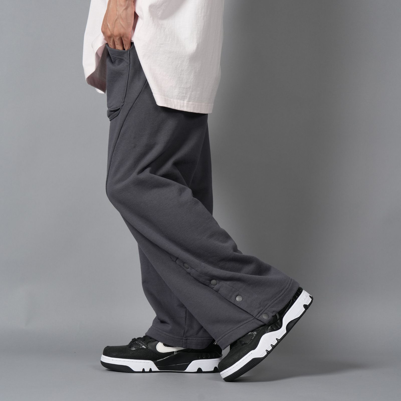 FLOWING SWEATPANTS / フローウィング スウェットパンツ  (スモークグレー)