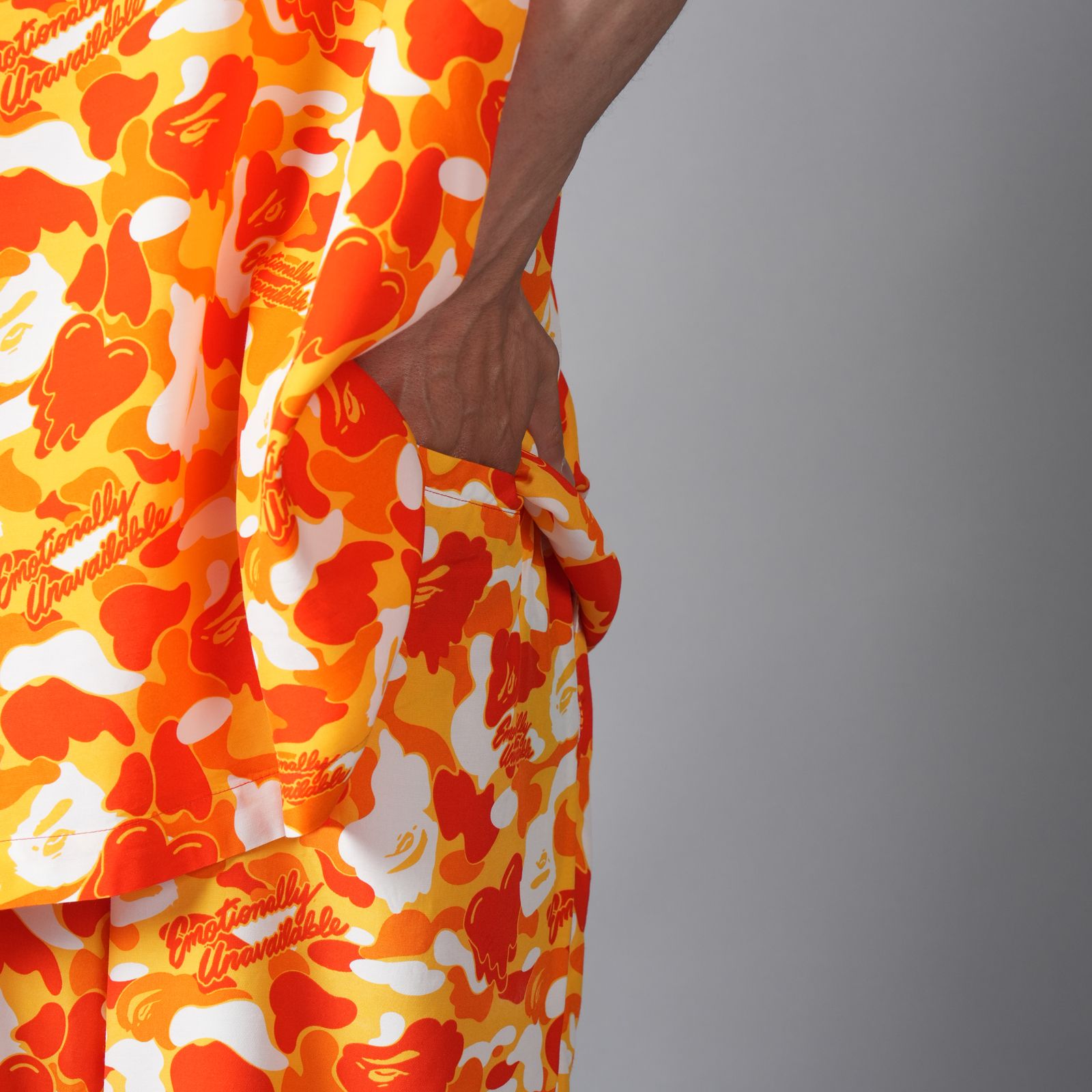 【コラボ】EU-MK8-0000-C04 / EU APE ALOHA SHORTS / ORANGE / ショーツ (オレンジ)