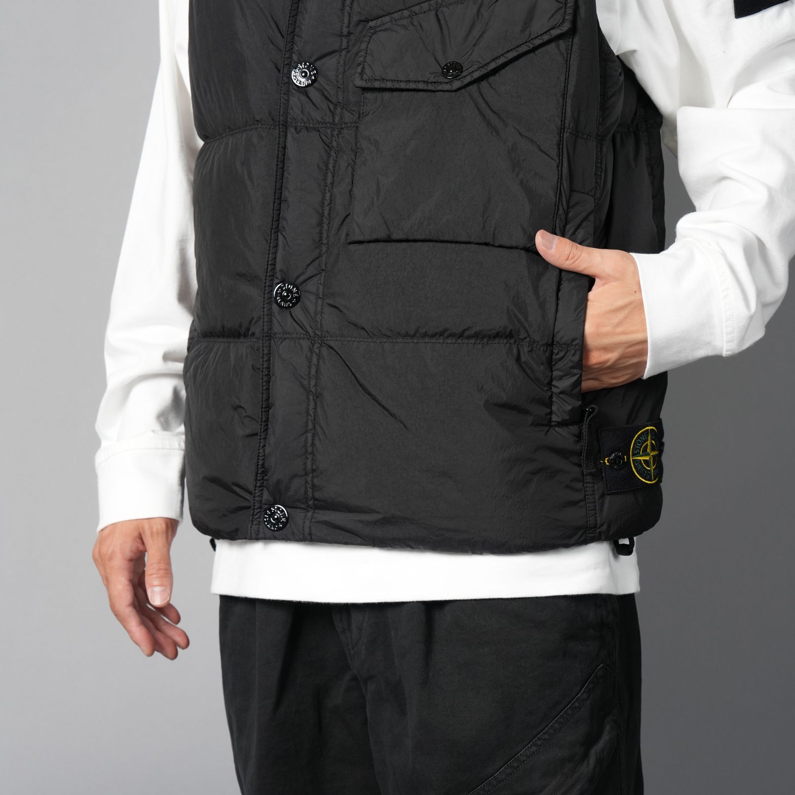 G100003 / CRINKLE REPS NY, RECYCLED NYLON / ダウンベスト[ガーメントダイ](ブラック)
