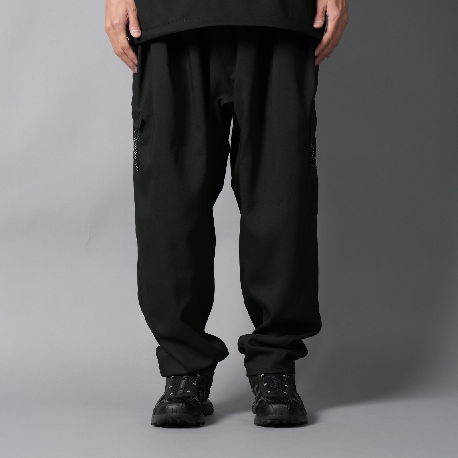 【GHOST】WOVEN WATER-REPELLENT TWO TUCK NINJA PANTS / ニンジャパンツ(ブラック)