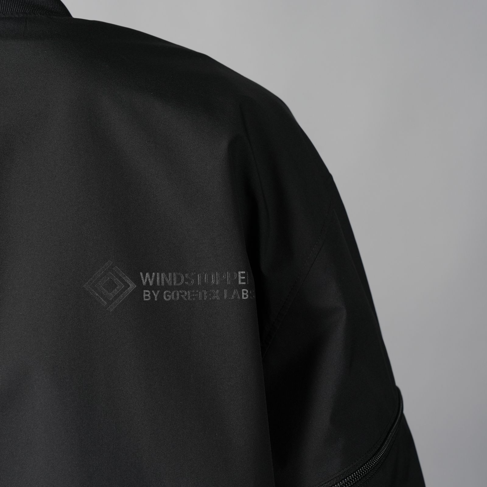 【限定】【D-VEC×ALMOSTBLACK】WINDSTOPPER 3L MA1 BLOUSON / ゴアテックス ラボ スリーレイヤー / ブルゾン [防水・防風] (ブラック)