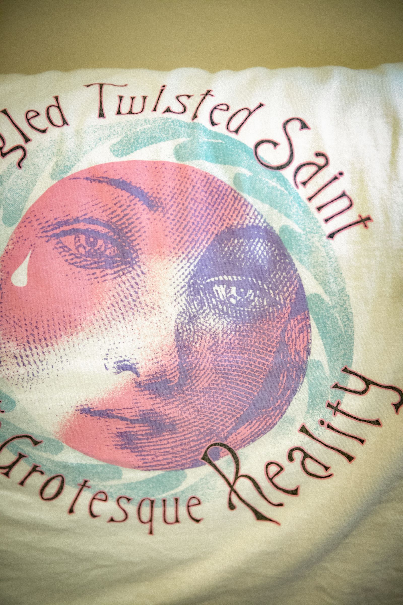 【コラボ】SM-MK8-0000-C09 / SW_SS T-SHIRT / TWISTED SAINT / Tシャツ (ホワイト)