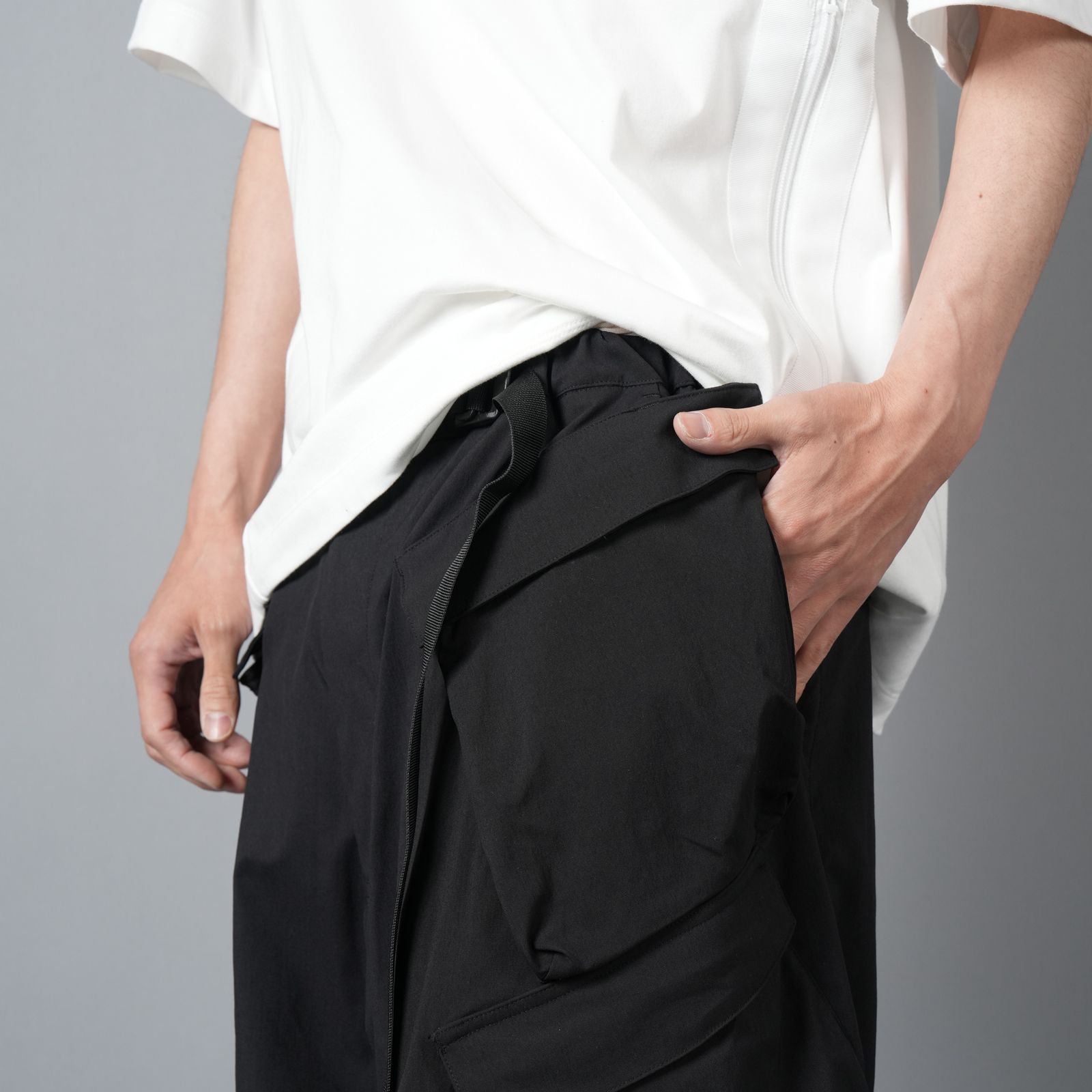 【ラスト1点】SP56A-M / NYLON STRETCH DOUBLE CARGO SHORT PANT / ショートパンツ [ウルトラワイドフィット][ストレッチ入り] (ブラック)
