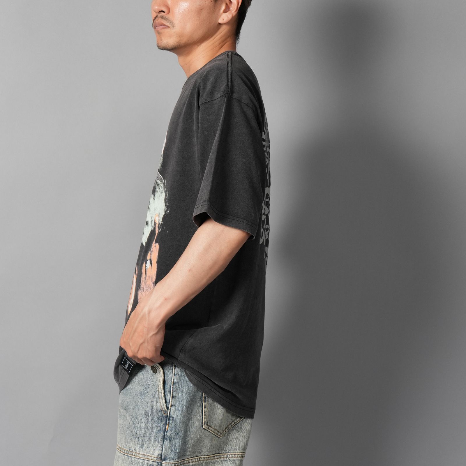 UIZZ-23976 / Snoop Dogg / Chronic SS Tee / Tシャツ (ブラック)