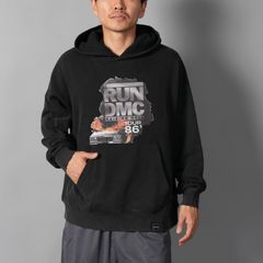 UIZZ-23972 / RUN DMC / Tour86 Hoodie / パーカー (ブラック)