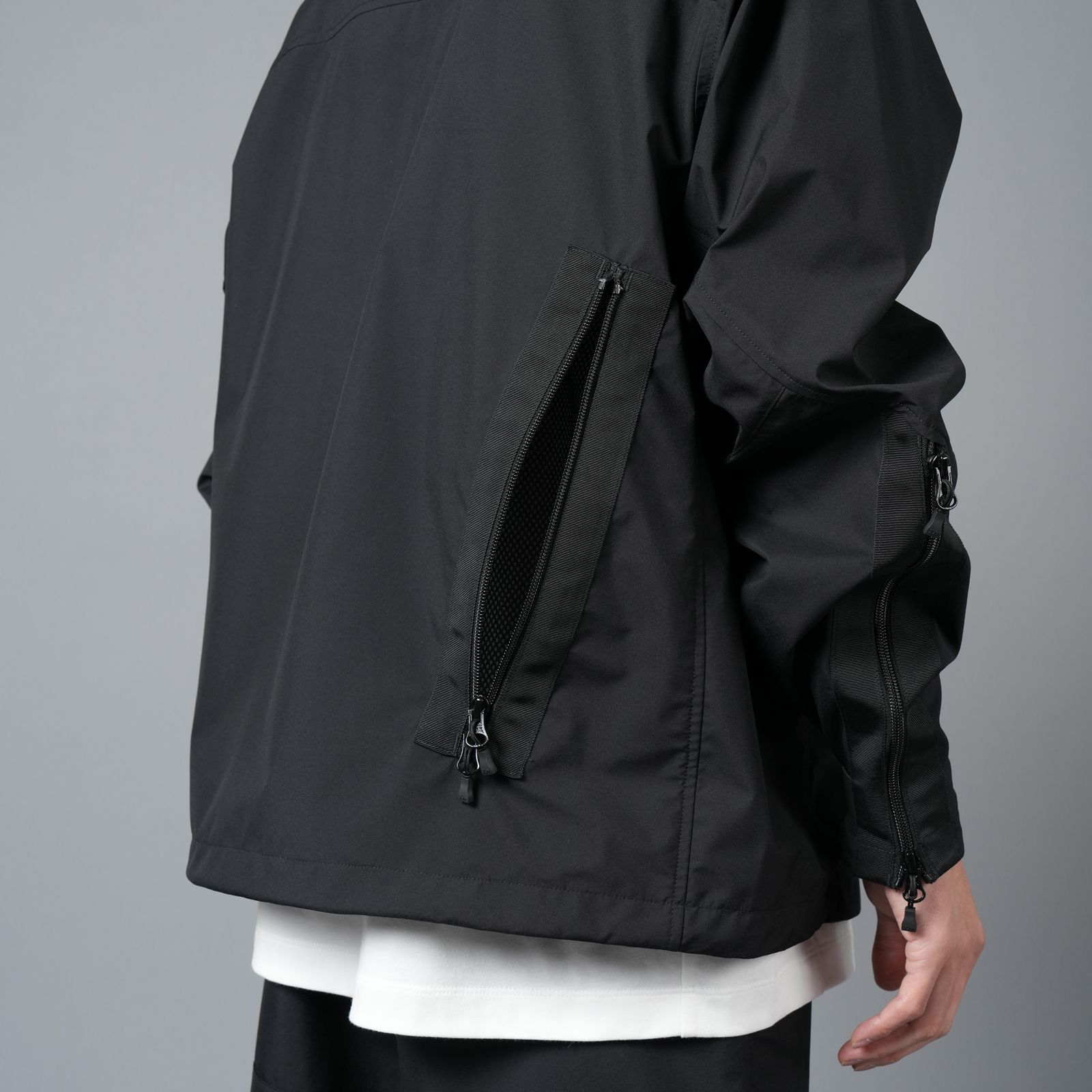 【限定】WINDSTOPPER BY GORE-TEX LABS 30DY/TR2 3L SHIRT BLOUSON / ゴアテックス ラボ スリーレイヤー / シャツ ブルゾン [防水・防風] (ブラック)