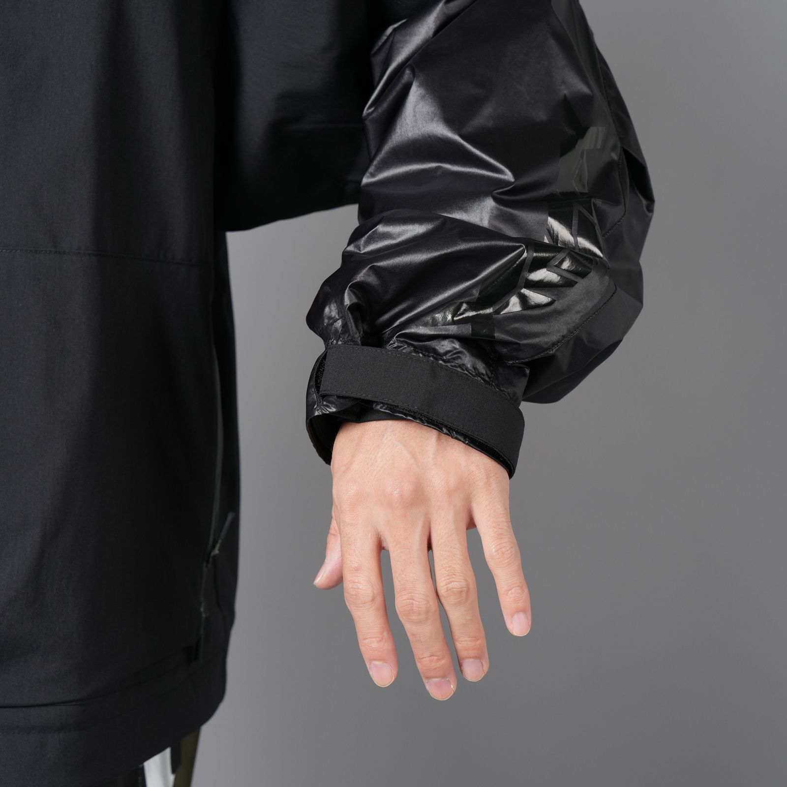 【ラスト1点】J115K-E / Encapsulated Nylon Interops Jacket Gen. 1 / エンキャプスレイテッド ナイロン インターロプス ジャケット  [ワイドフィット] (ブラック)