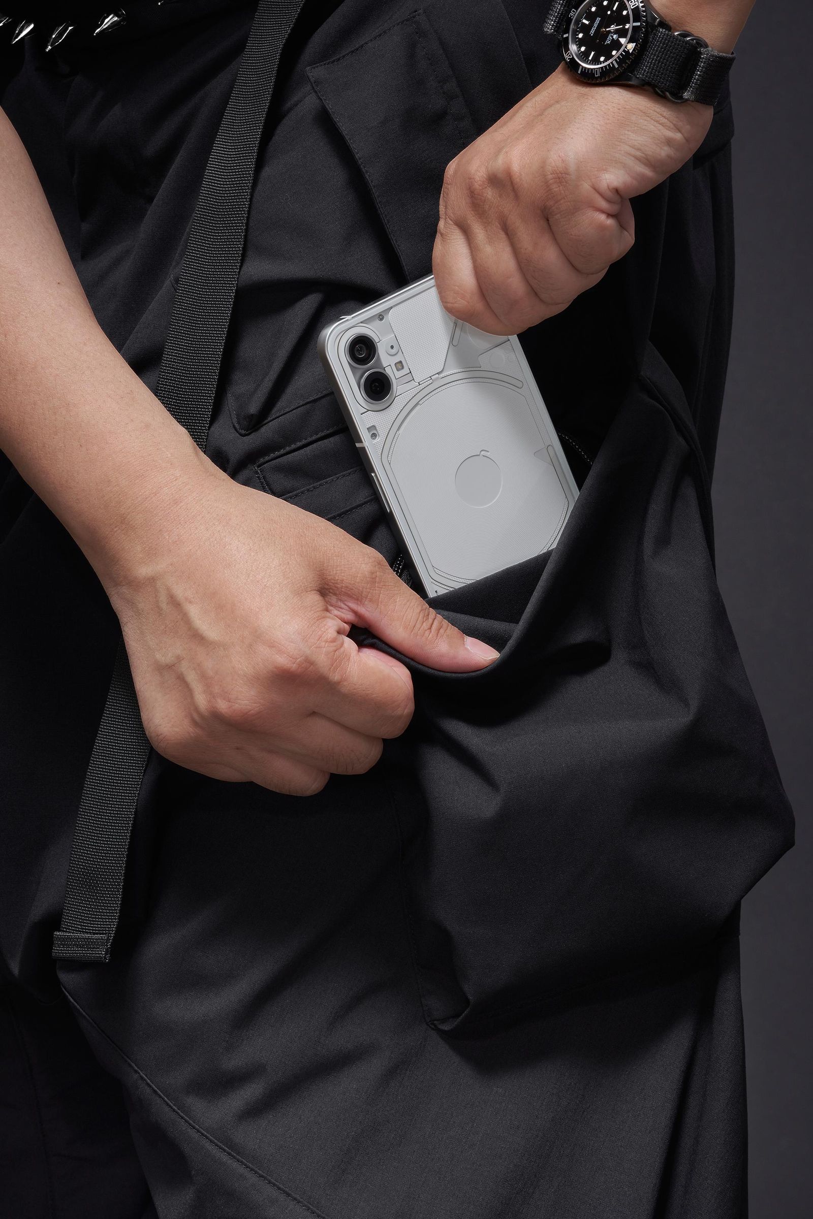 【ラスト1点】P30A-E / Encapsulated Nylon Articulated Cargo Pant / ナイロン カーゴパンツ / パンツ  [ウルトラワイドフィット](ブラック)