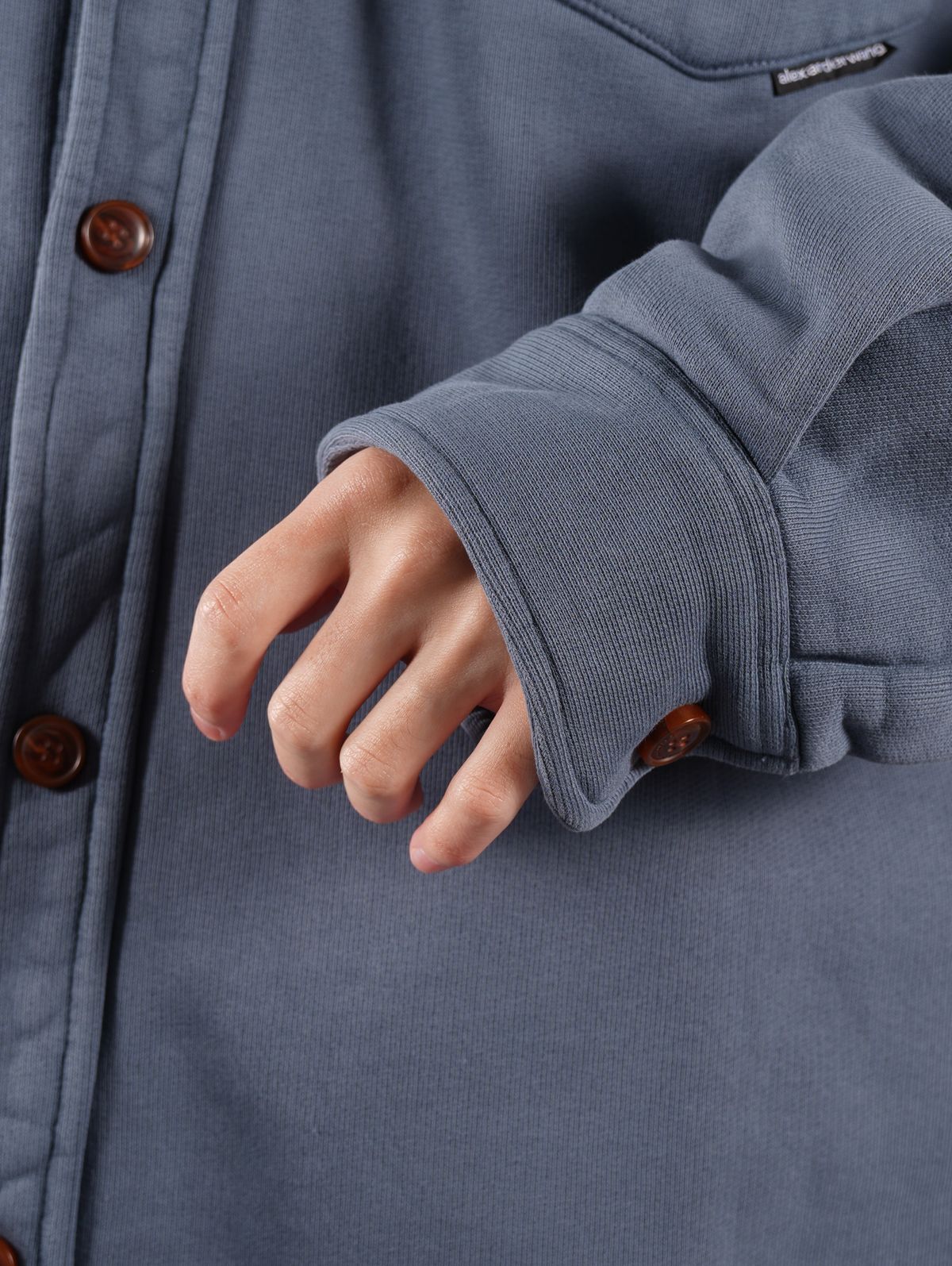 【ラスト1点】MID LENGTH SHIRT JACKET WITH FLAG TAG AT POCKET  / ミッドレングス シャツジャケット ウィズ フラッグタグ (ウィンターブルー)