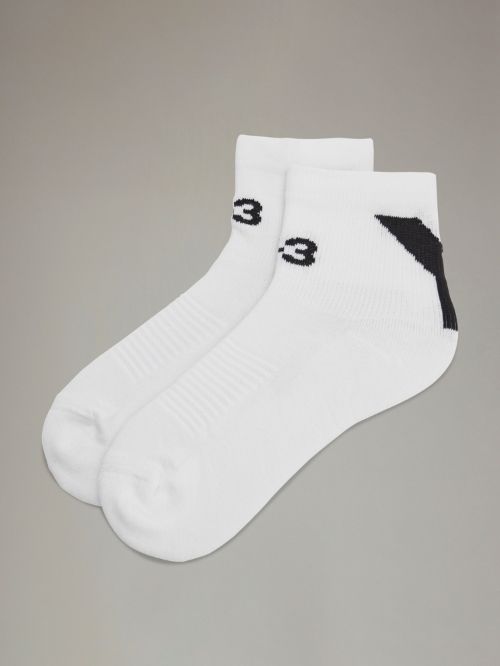 【関税込み】Y-3 ホワイト ストライプ ソックス Y-3 ストライプ 靴下 | ホワイト | FARFETCH JP