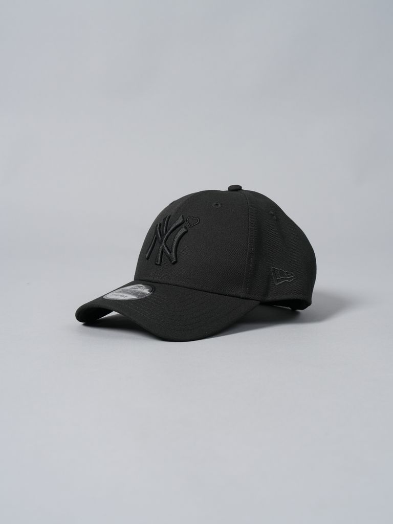 BASICKS - 【ラスト1点】【限定】 9 FORTY Yankees Heart Embroidery 