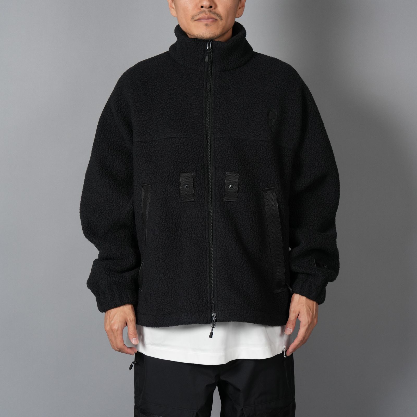 【限定】【D-VEC×ALMOSTBLACK】GORE-TEX 3L w/ POLARTEC DETACHABLE SHELL / マウンテンパーカ [防水・防風] (ブラック)