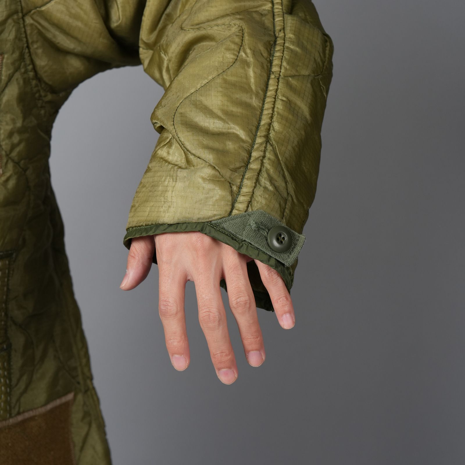 NO:3 / Rebuild U.S.ARMY M-65 Fishtail Parka Quilting Liner  / フィッシュテール パーカー キルティングライナー [古着リメイク](カーキ)