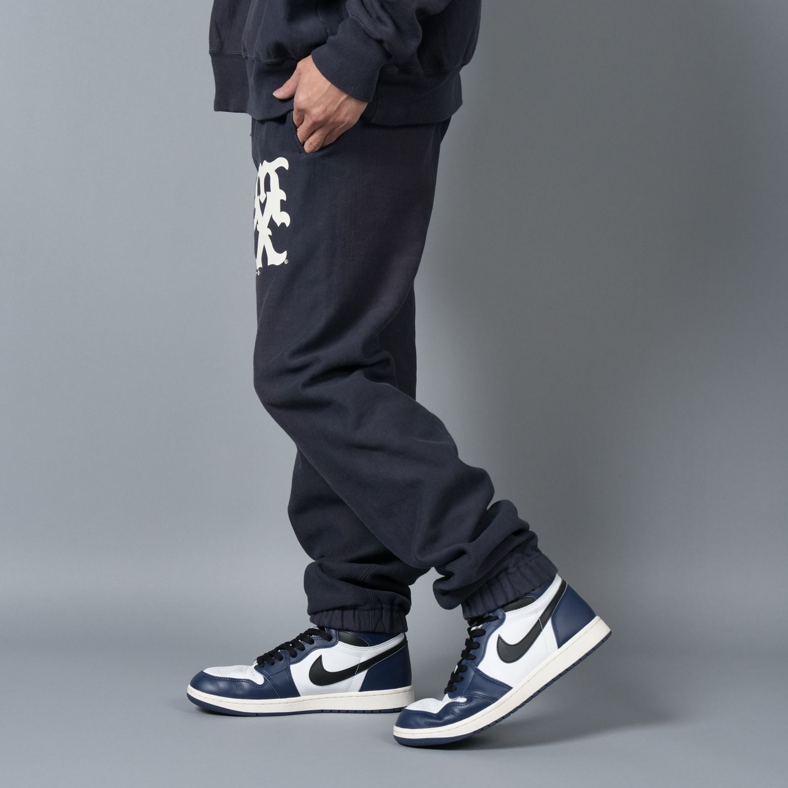 【ラスト1点】SM-YS1-0000-052 / SWT PNT / MX / NAVY / スウェットパンツ (ネイビー)