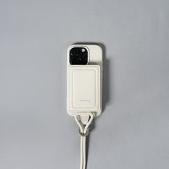 レザーストラップ付iPhoneアクセサリー - カードケース (マシュマロ)