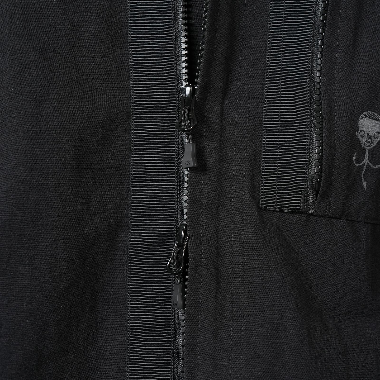 【ラスト1点】【限定】WATER REPELLENT NATURAL FABRIC SHIRT OUTERWEAR / シャツ (ブラック)