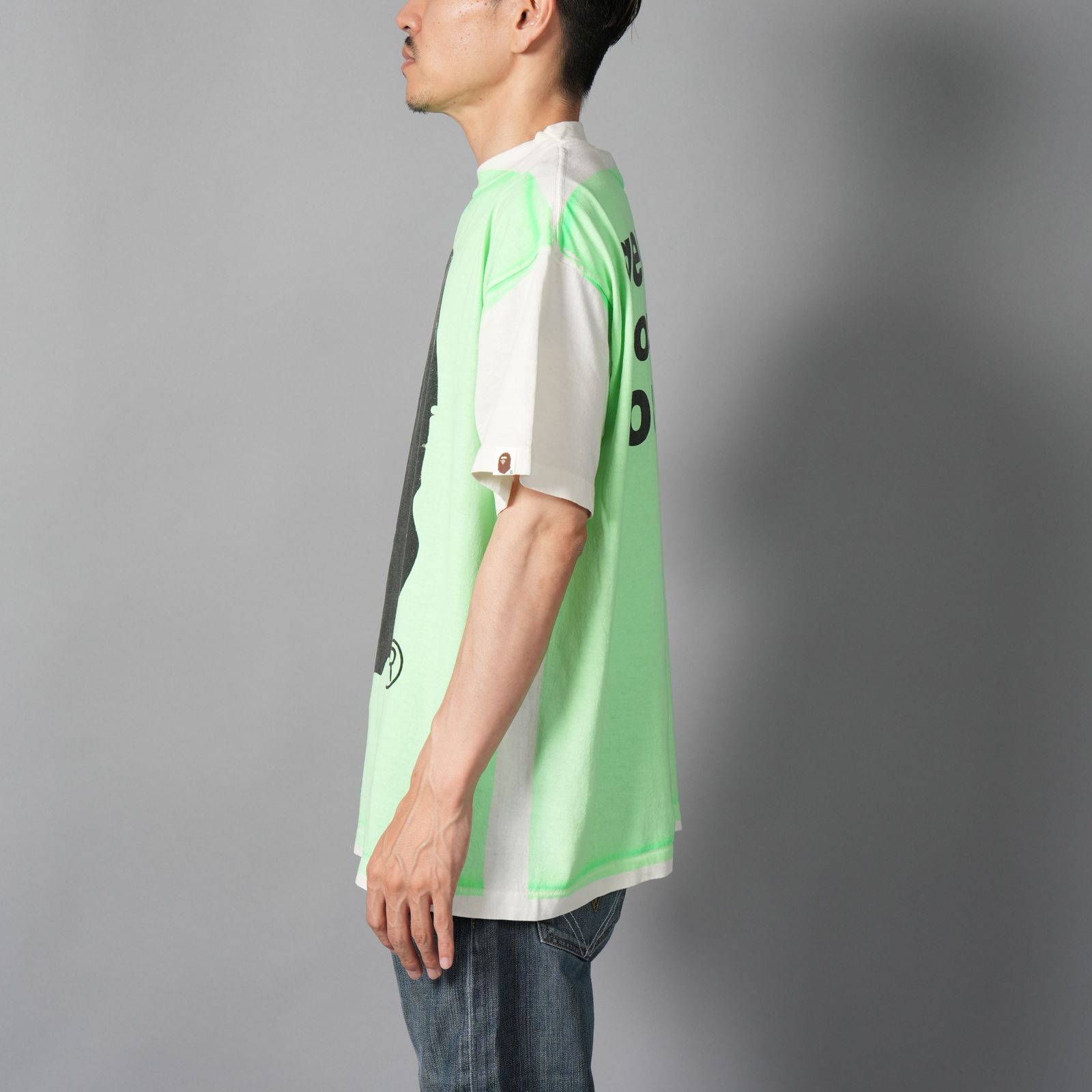 【残りわずか】【コラボ】SM-HR1-0000-C34 / BAPE_SS TEE / HANDPRINT / Tシャツ (ホワイト/グリーン)