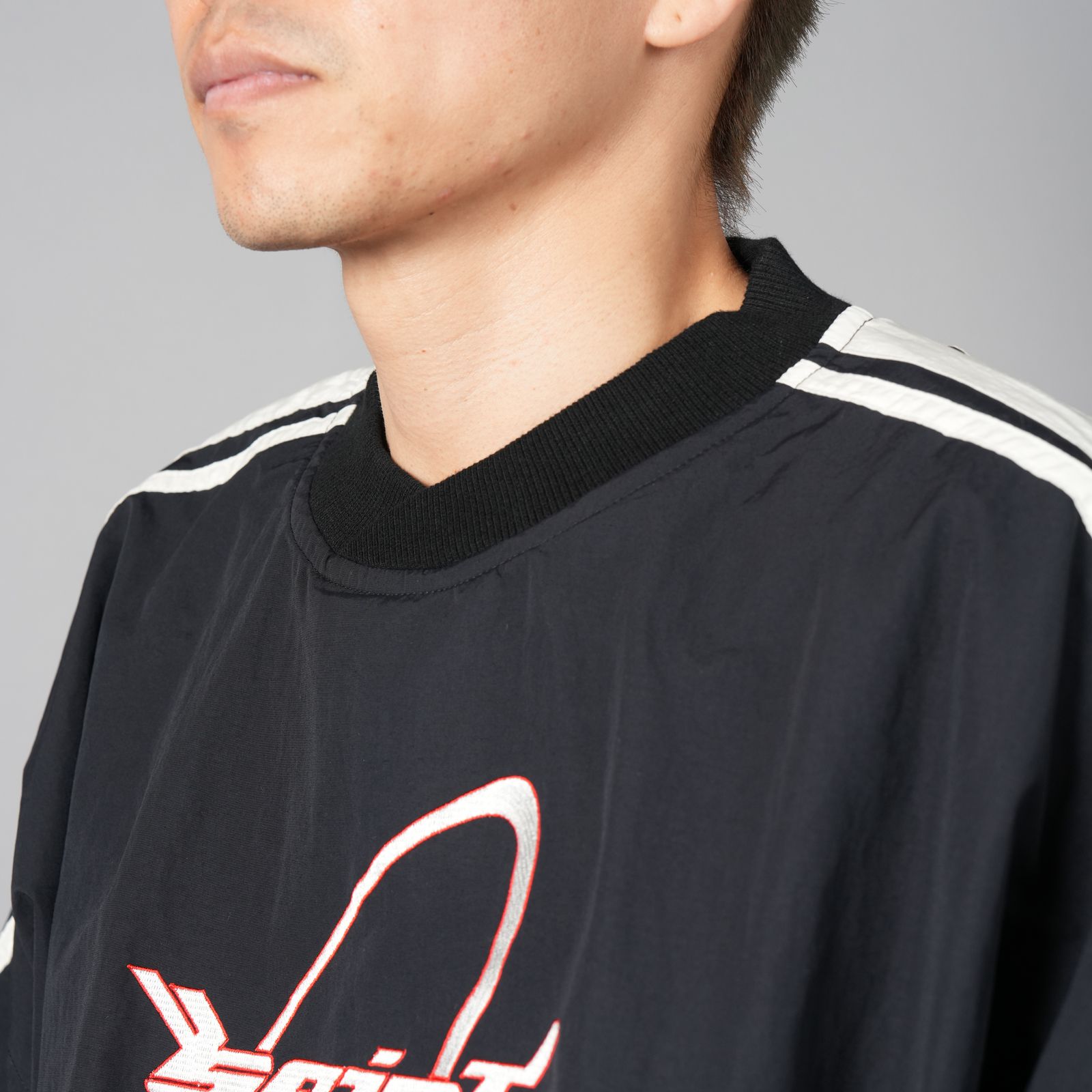 【ラスト1点】 SM-YS1-0000-054 / NYLON PULLOVER / SAINT / BLK / ウインドブレーカー (ブラック)