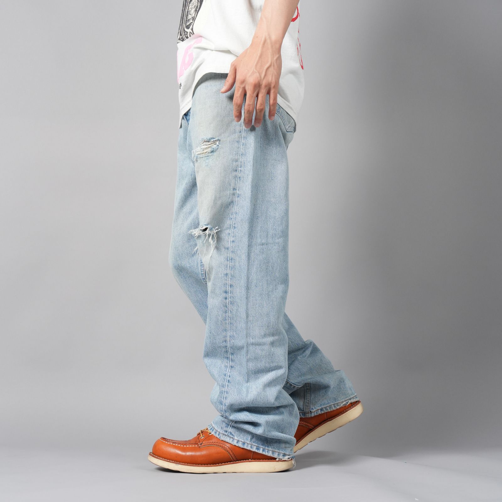 BASICKS x Vintage Levi's Heart Pocket Damage Denim / ハートポケットダメージデニム [36インチ] (ブルー)