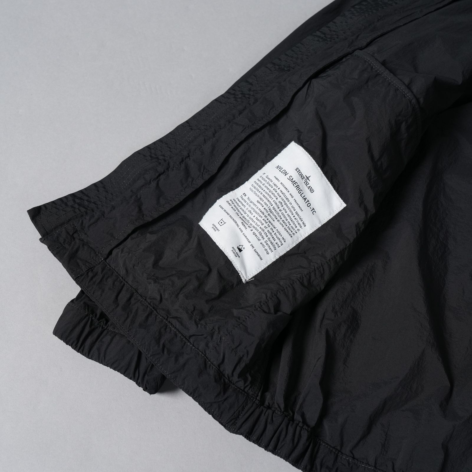 4100056 / NYLON SMERIGLIATO-TC / JACKET / ジャケット (ブラック)