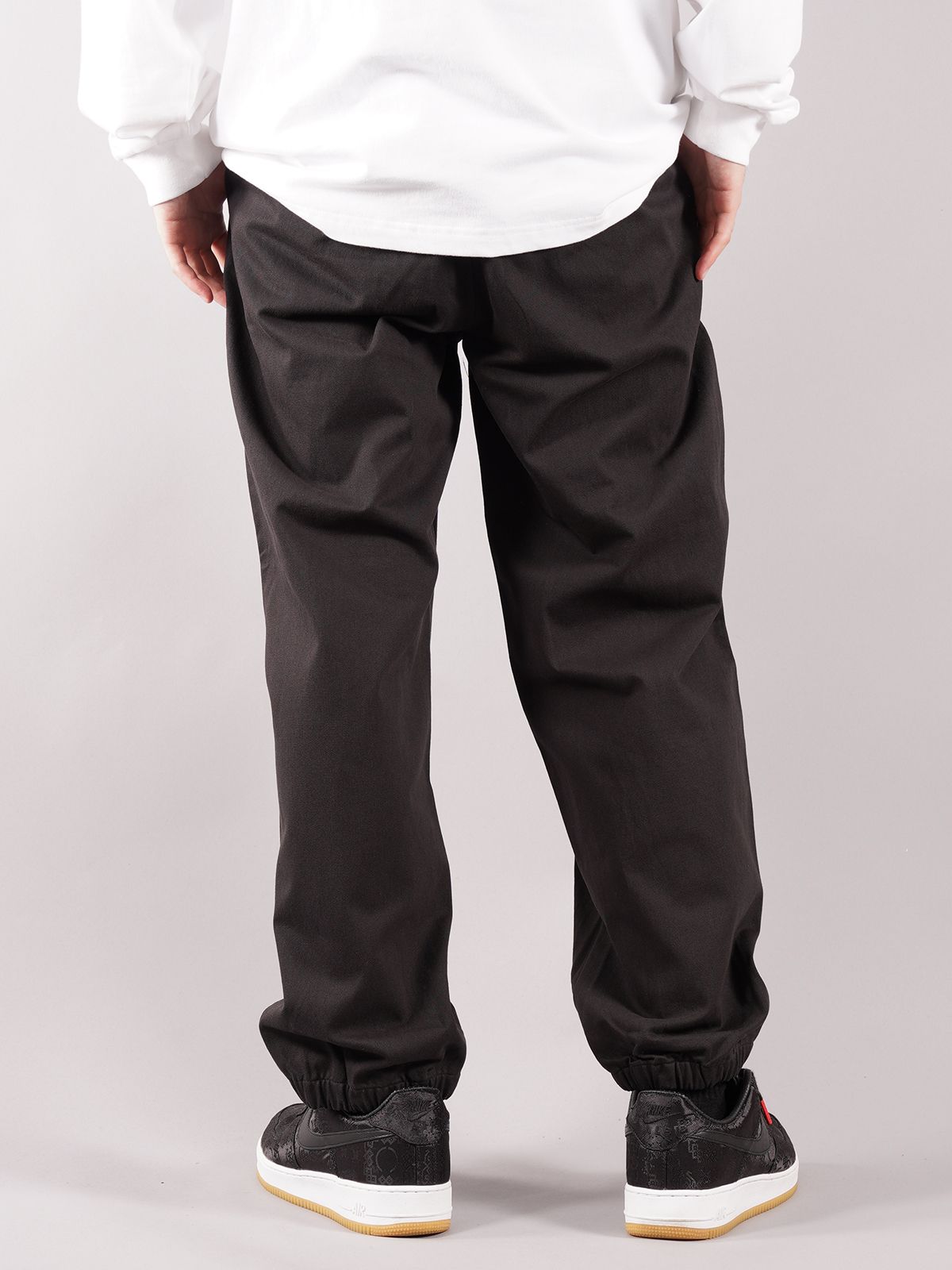 【ラスト1点】 BADGE TRACK PANTS / バッジトラックパンツ (ブラック)