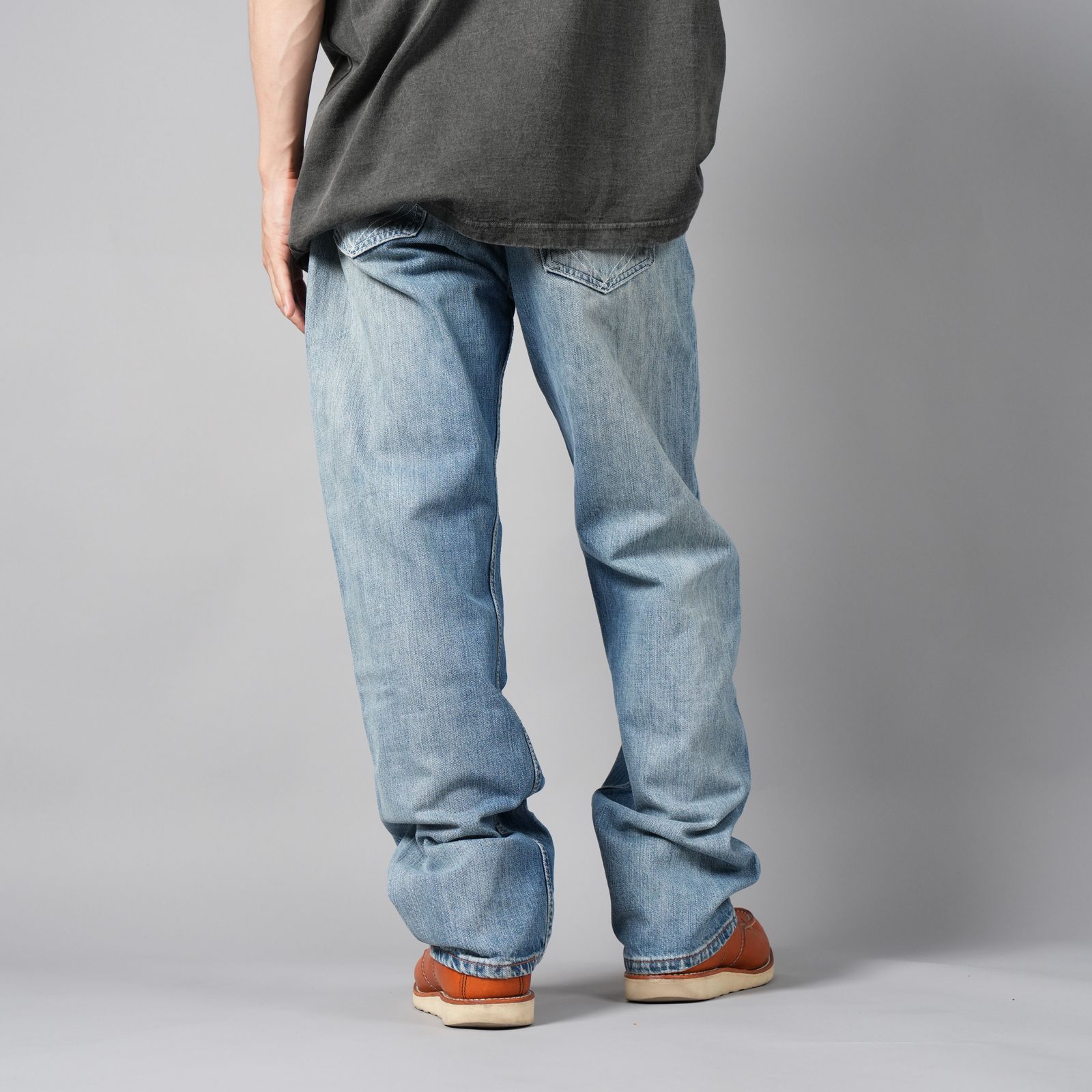 BASICKS x Vintage Levi's Heart Pocket Damage Denim / ハートポケットダメージデニム [34インチ] (ブルー)