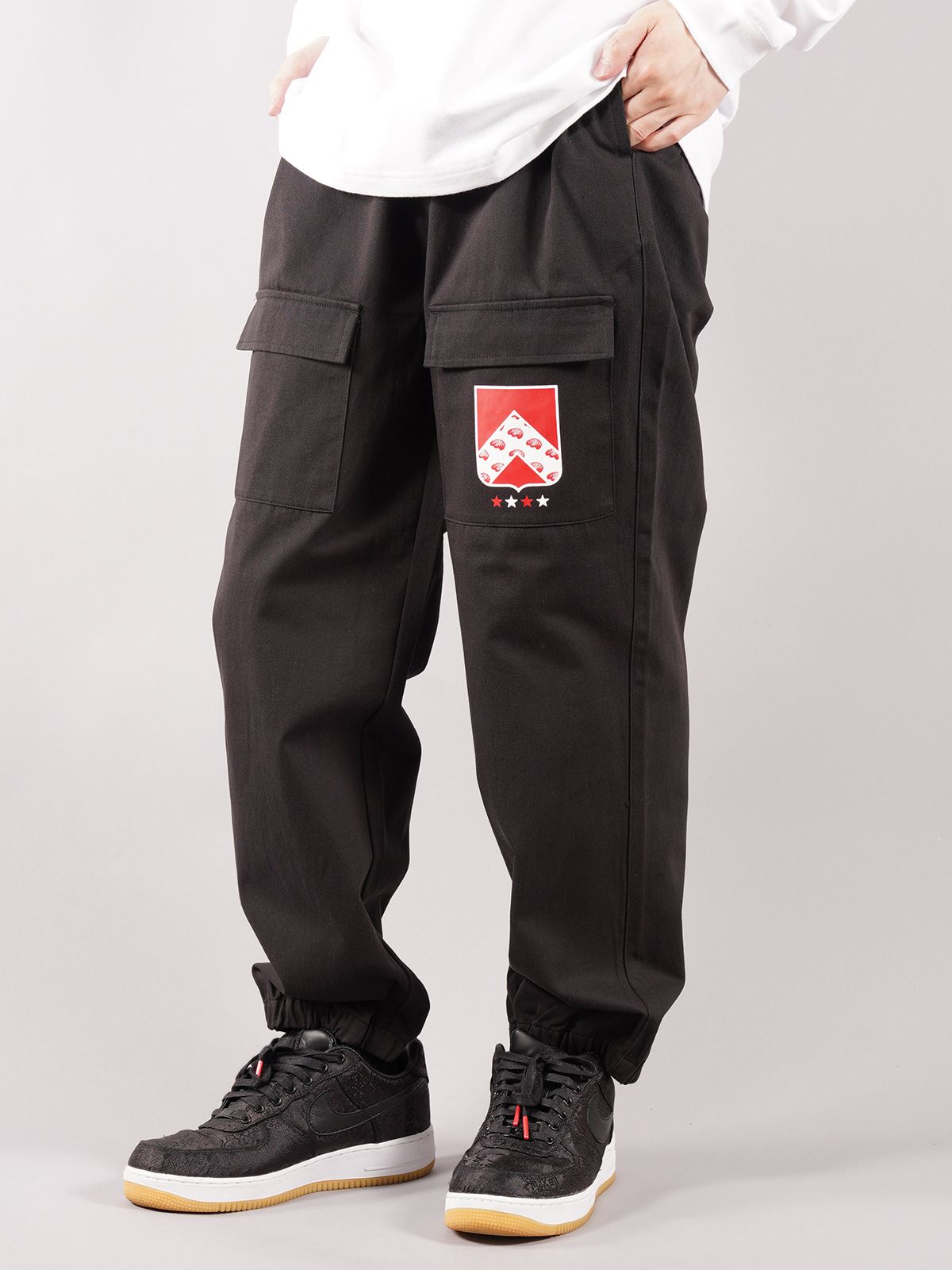 【ラスト1点】 BADGE TRACK PANTS / バッジトラックパンツ (ブラック)