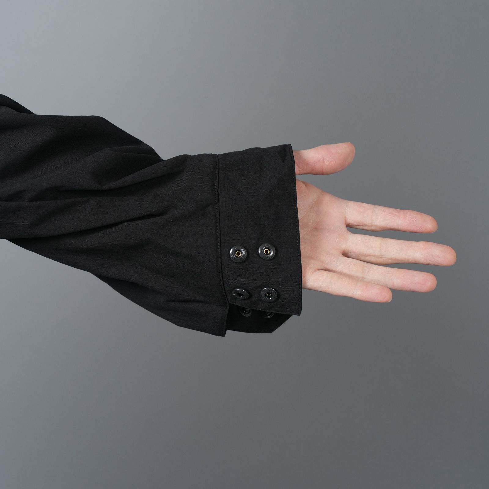 LA12-M / NYLON STRETCH SHIRT JACKET / ナイロンストレッチシャツジャケット [ストレートフィット] (ブラック)