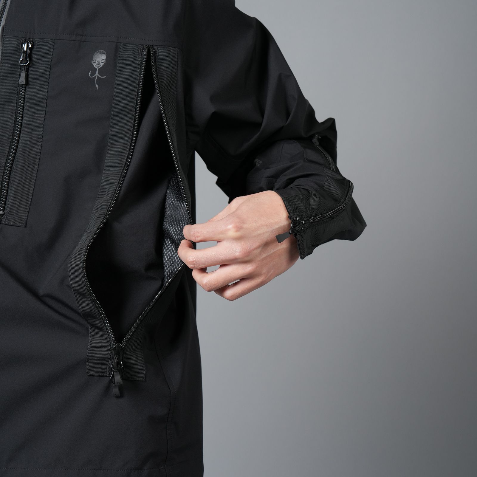 【限定】WINDSTOPPER BY GORE-TEX LABS 30DY/TR2 3L SHIRT BLOUSON / ゴアテックス ラボ スリーレイヤー / シャツ ブルゾン [防水・防風] (ブラック)
