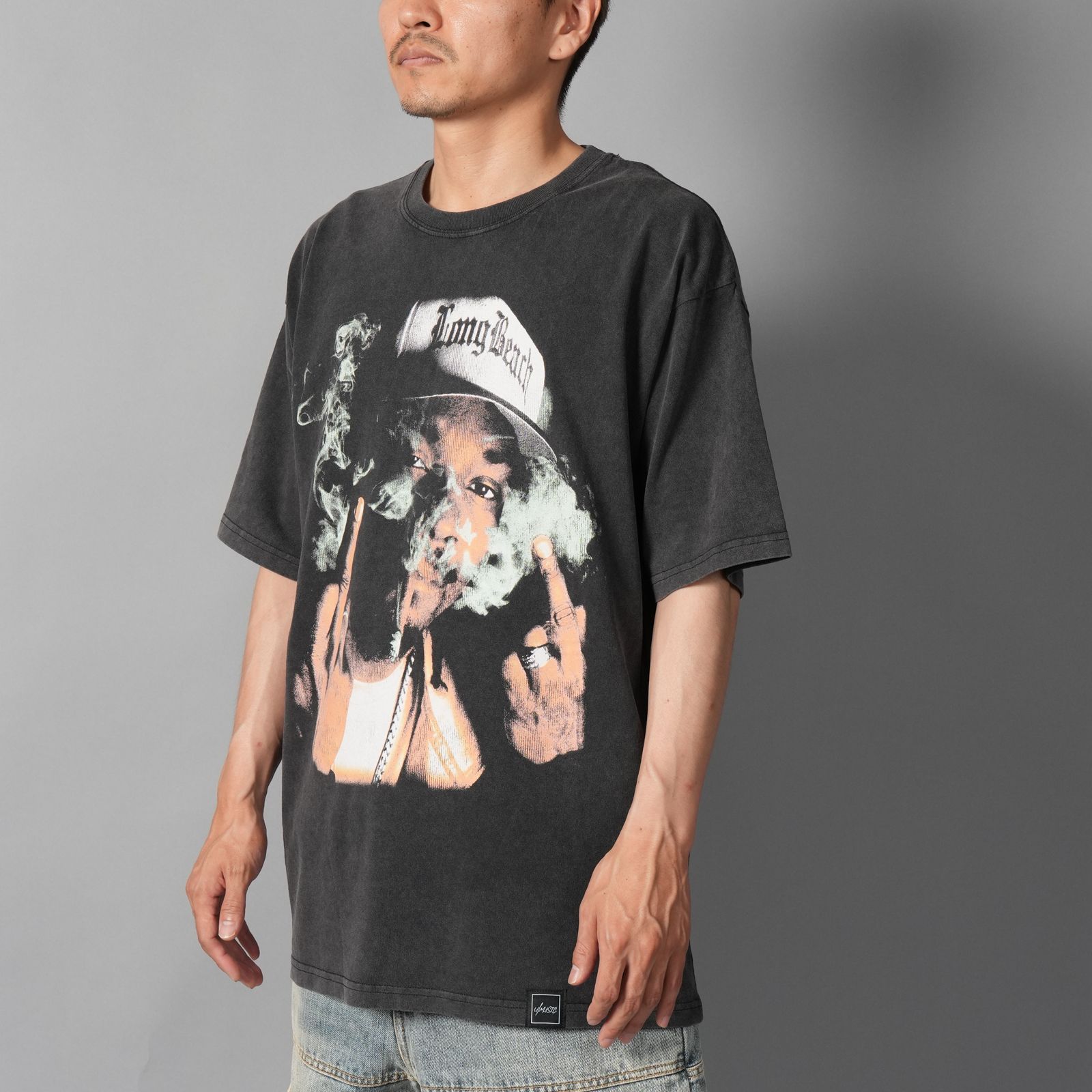 UIZZ-23976 / Snoop Dogg / Chronic SS Tee / Tシャツ (ブラック)