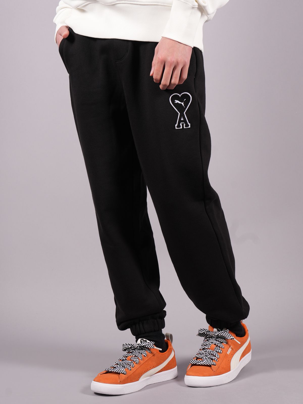 PUMA × Ami - 【ラスト1点】【限定品】 PUMA X AMI SWEATPANTS