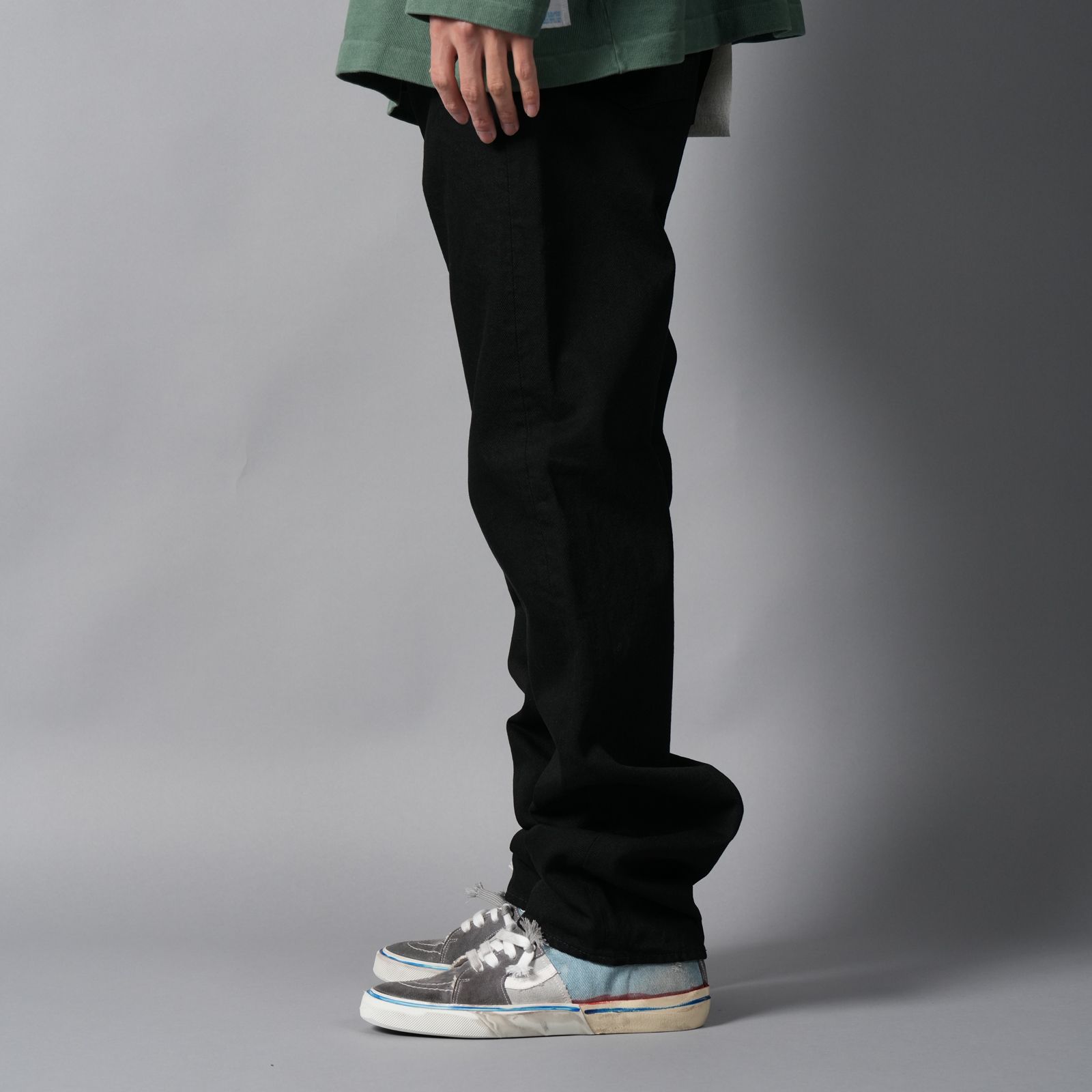 【残りわずか】SM-MK8-0000-077 / BLACK DENIM PANTS / STRAIGHT/ デニムパンツ (ブラック)