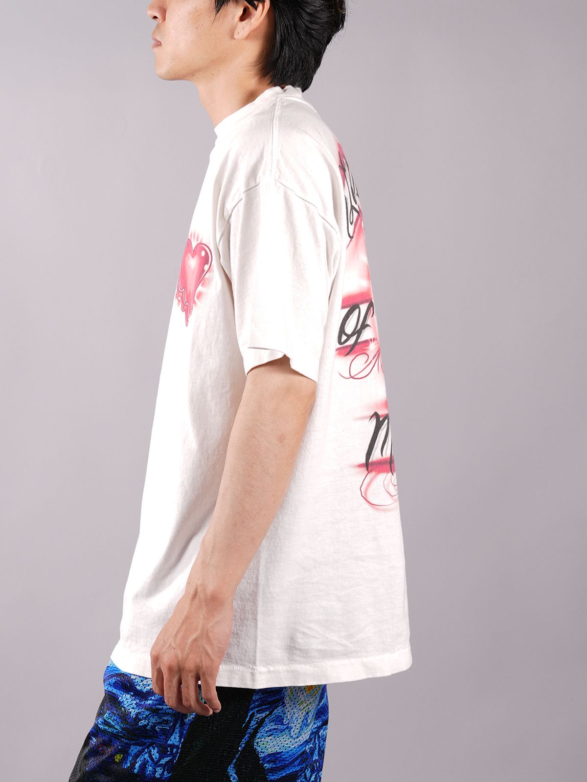 ラスト1点 / AIR BRUSH MEMORY T / Tシャツ   (ホワイト)
