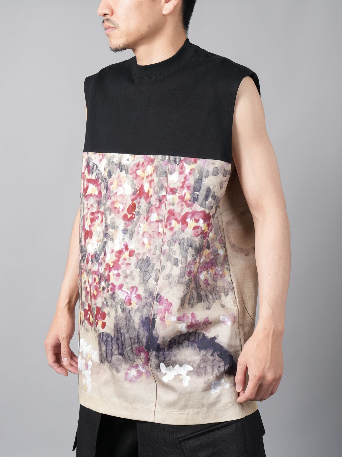 【ラスト1点】 CREW NECK  NO SLEEVE PATCHED T / クルーネック ノースリーブ パッチド Tシャツ  (ブラック)