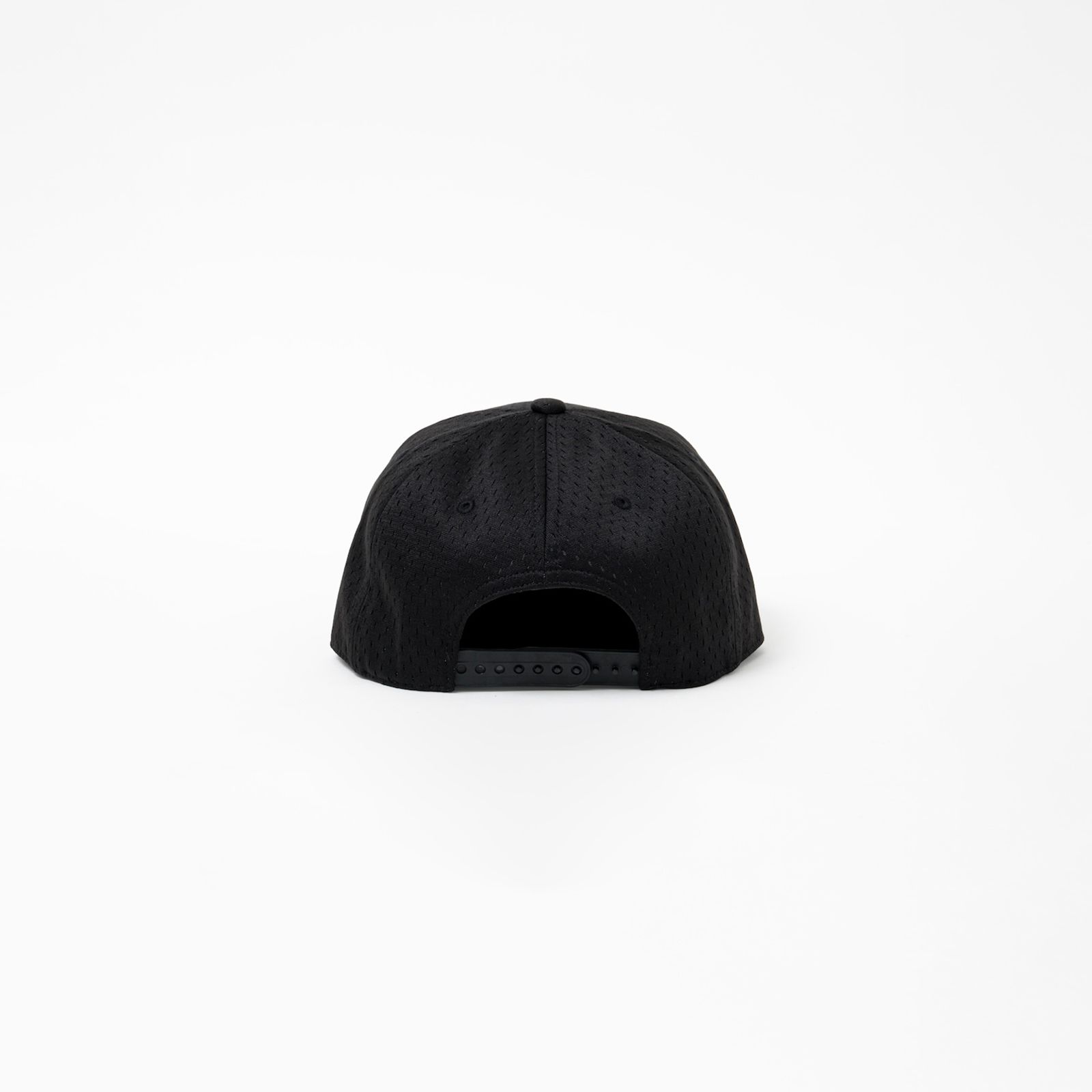 【残りわずか】EMBROIDERED BASEBALL CAP "SPRAY" / ベースボールキャップ (ブラック/レッド)